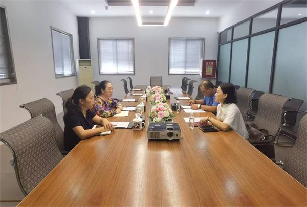 游仙區科技局深入綿陽睿谷科技服務中介，共探科技中介服務發展新路徑
