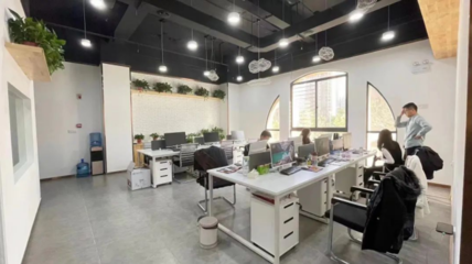 經(jīng)開區(qū)企業(yè)再獲認(rèn)可，科技中介服務(wù)助力創(chuàng)新騰飛